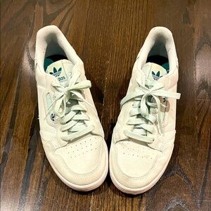 Adidas Women's mint green Sneakers